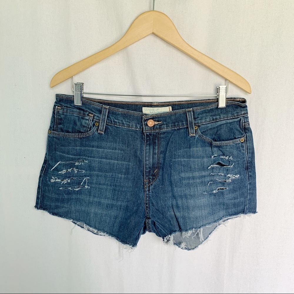 Levis // Distressed Cut Off Jean Shorts size 12 PAT